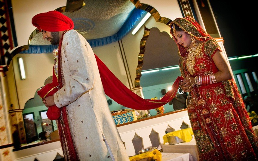 Love Marriage vs Arranged Marriage : Which One Is Better?