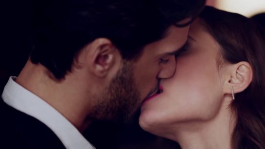11 Tactics On How To Kiss a Girl Passionately That Every Guy Must Know